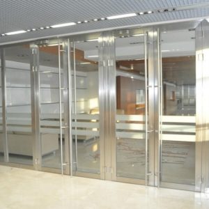 Противопожарная перегородка с дверным блоком / серия FRM5406